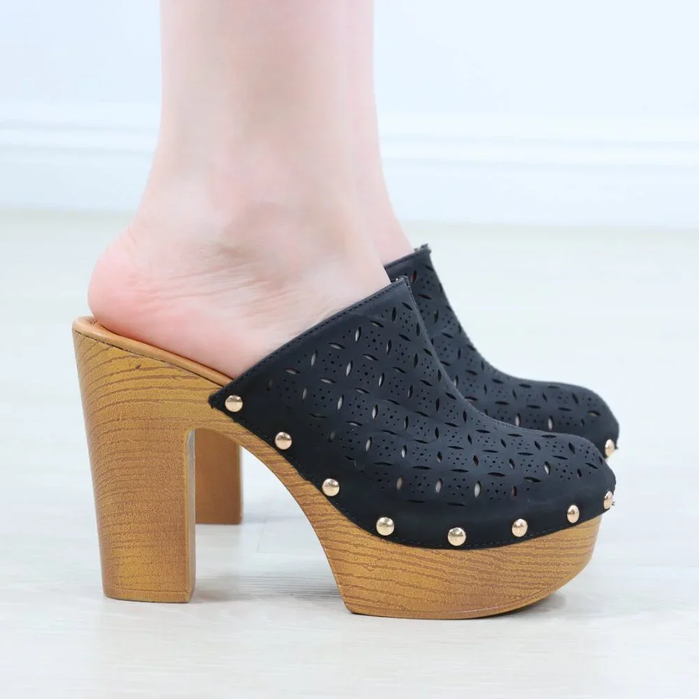 Black Studded Platform Clogs Retro Lightweight Faux Wood Block Heel Mules